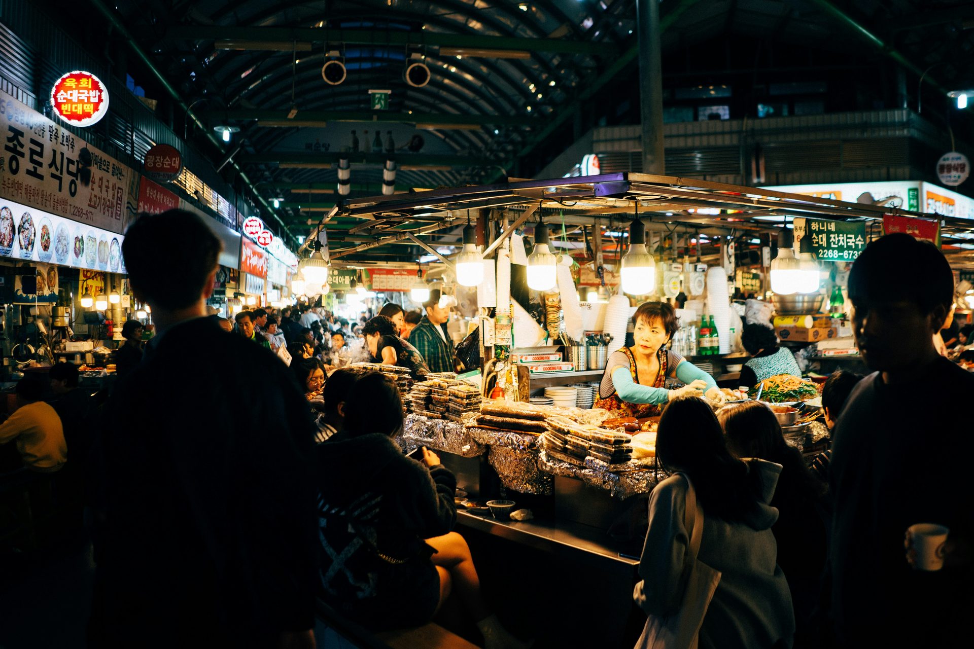 Gwangjang Market food stall, Seoul